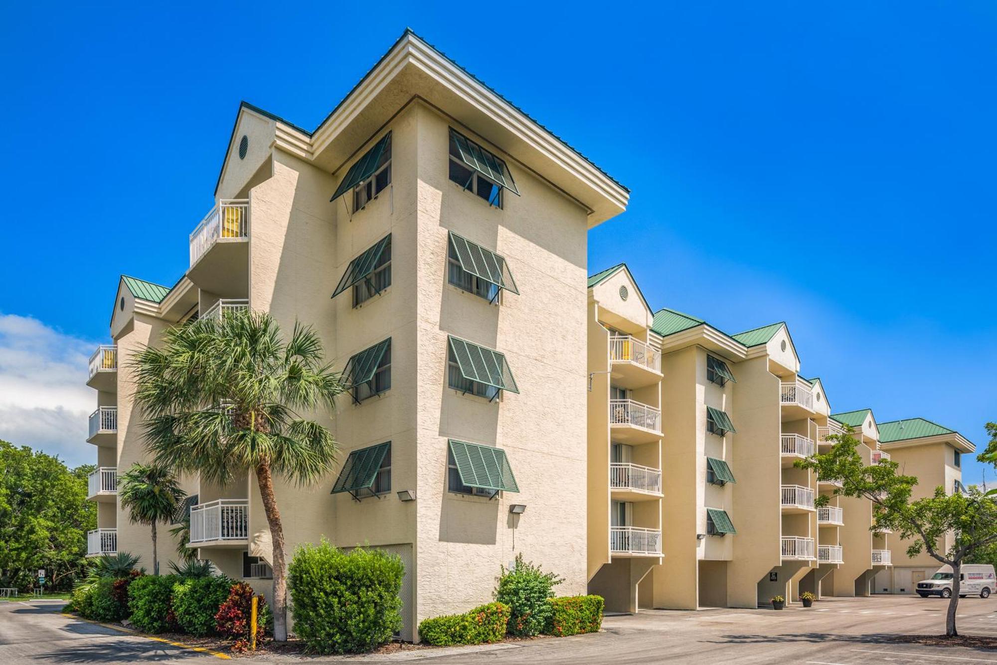 Sunrise Suites Dominican Suite #110 Key West Bilik gambar