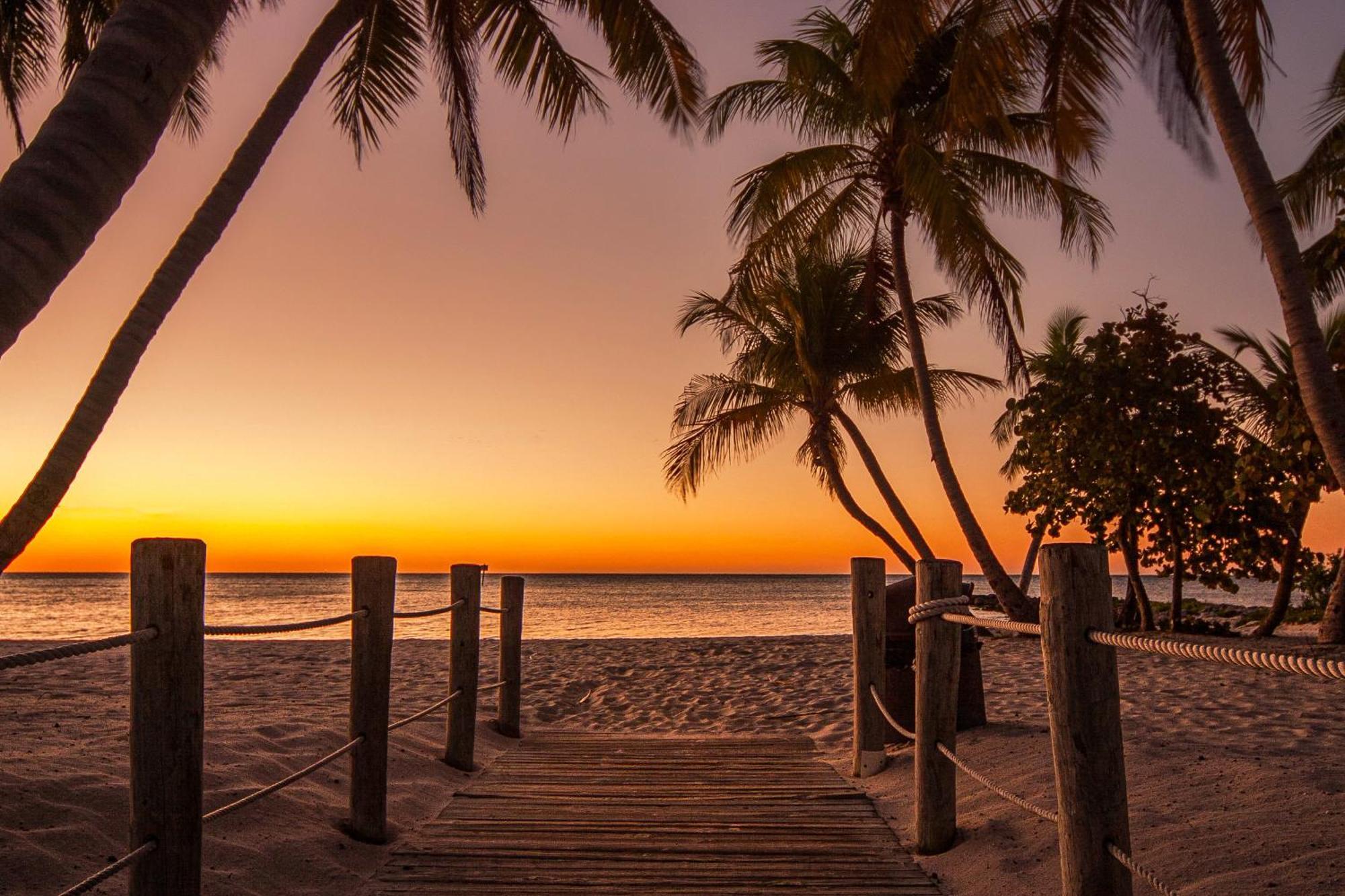 Sunrise Suites Dominican Suite #110 Key West Bilik gambar