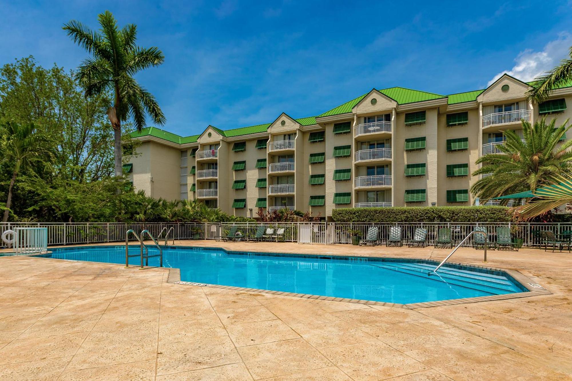 Sunrise Suites Dominican Suite #110 Key West Bilik gambar